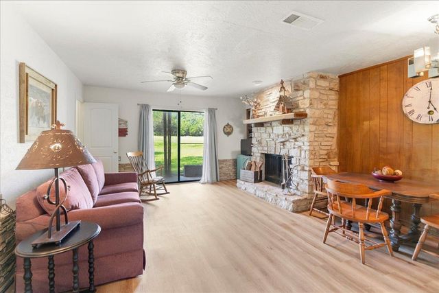 45 Cypress Fairway VLG, Wimberley, TX 78676