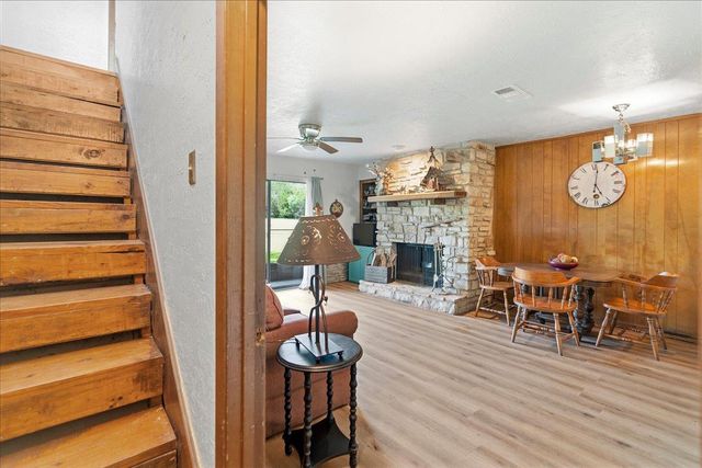 45 Cypress Fairway VLG, Wimberley, TX 78676