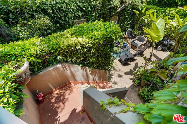 1233 N Crescent Heights Boulevard 1, West Hollywood, CA 90046