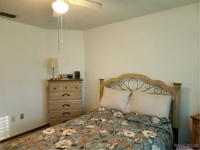 9055 SW 102nd Lane, Ocala, FL 34481