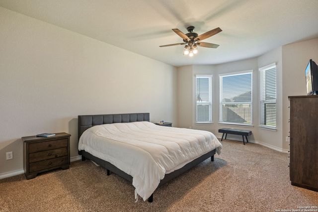 8927 WHIMSEY RDG, Fair Oaks Ranch, TX 78015