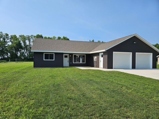 141 Washington Street, Walnut Grove, MN 56180