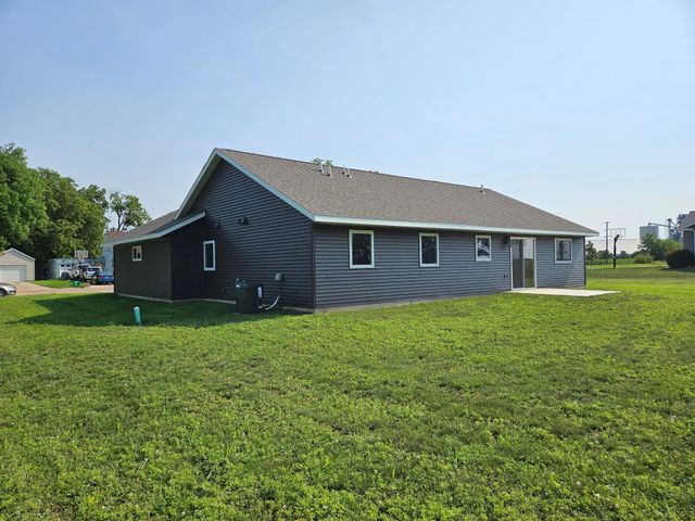 141 Washington Street, Walnut Grove, MN 56180