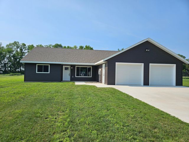 141 Washington Street, Walnut Grove, MN 56180