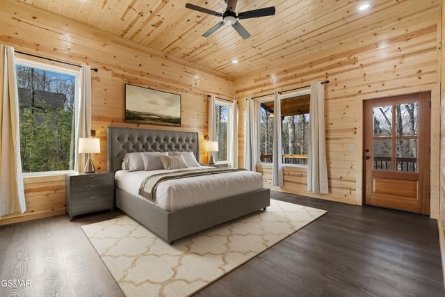 2749 Owls Cove Way, Sevierville, TN 37862