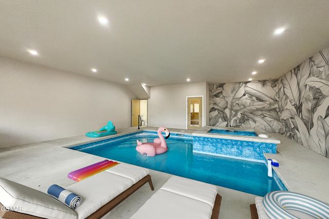 2749 Owls Cove Way, Sevierville, TN 37862