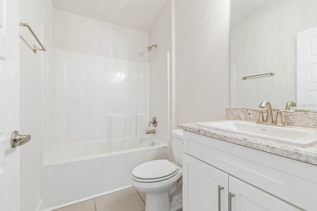 15 ROXTON LANE, Palm Coast, FL 32164