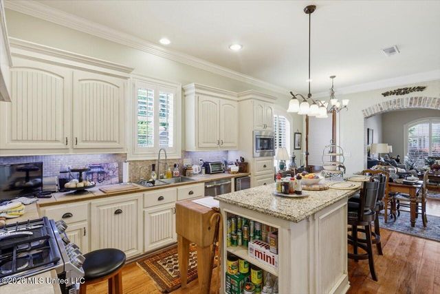 600 Bauxite Cove, Brandon, MS 39047