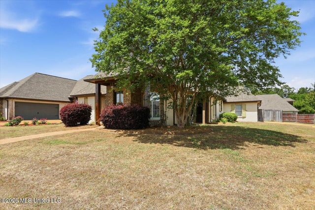 600 Bauxite Cove, Brandon, MS 39047