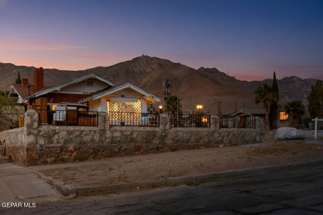 2117 N Raynor Street, El Paso, TX 79930