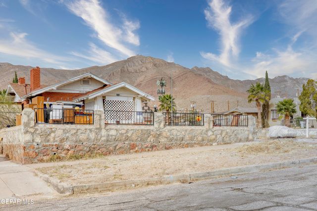 2117 N Raynor Street, El Paso, TX 79930