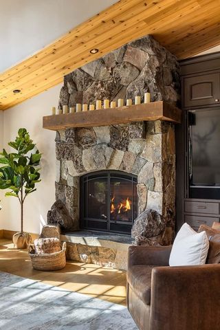 10606 Dutton Court, Truckee, CA 96161