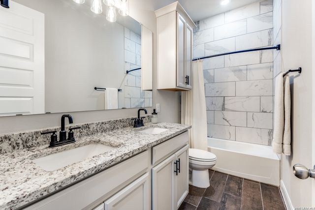 2554 Rauschenbach, New Braunfels, TX 78132