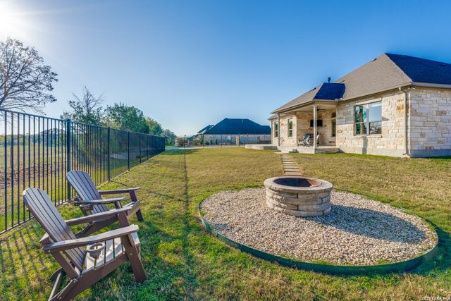 2554 Rauschenbach, New Braunfels, TX 78132