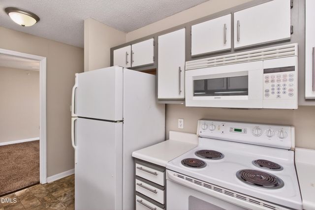 1341 Crab Orchard Drive 303, Raleigh, NC 27606