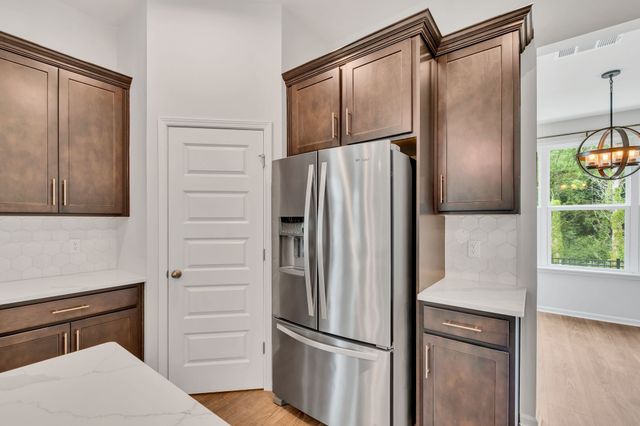 1451 Autumn Leaf Ln, Mount Juliet, TN 37122