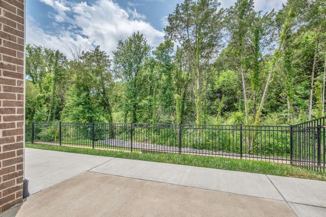 1451 Autumn Leaf Ln, Mount Juliet, TN 37122
