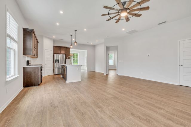 1451 Autumn Leaf Ln, Mount Juliet, TN 37122