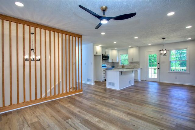 130 Belmont Farms Drive, Ellenwood, GA 30294