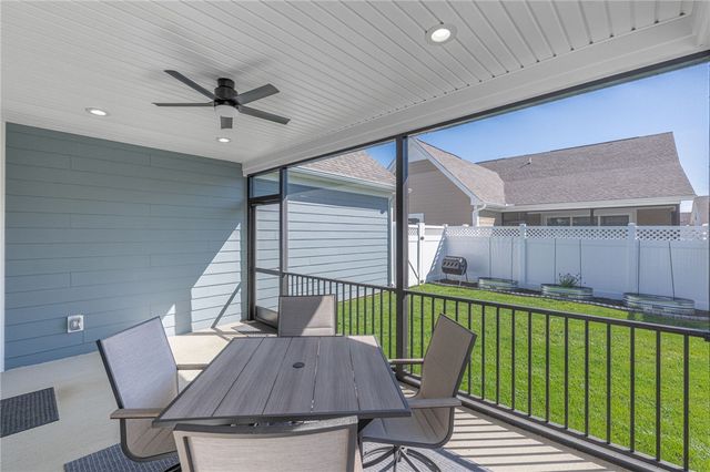 5039 Pepperwell Circle, Sugarcreek Twp, OH 45440