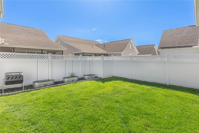 5039 Pepperwell Circle, Sugarcreek Twp, OH 45440