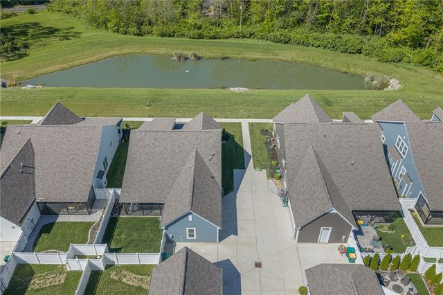 5039 Pepperwell Circle, Sugarcreek Twp, OH 45440