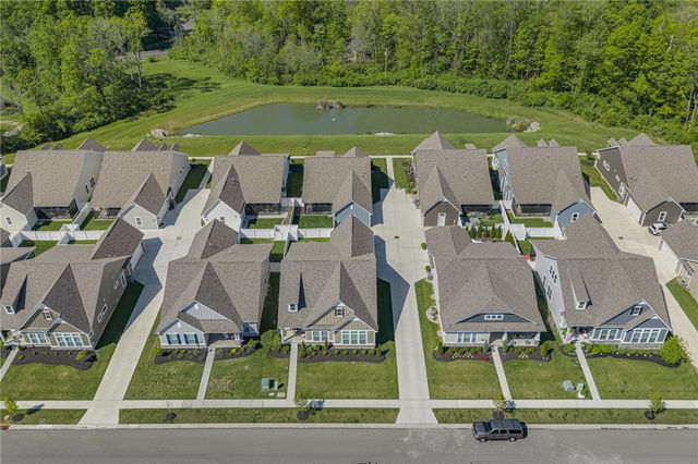 5039 Pepperwell Circle, Sugarcreek Twp, OH 45440