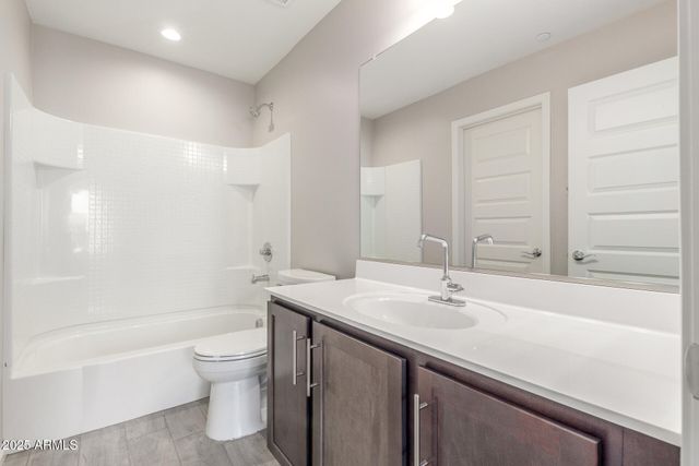 733 E Commonwealth Avenue 2, Chandler, AZ 85225