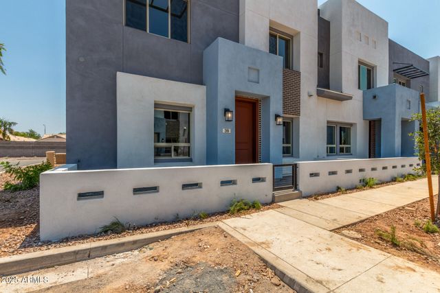 733 E Commonwealth Avenue 2, Chandler, AZ 85225