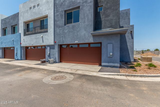 733 E Commonwealth Avenue 2, Chandler, AZ 85225