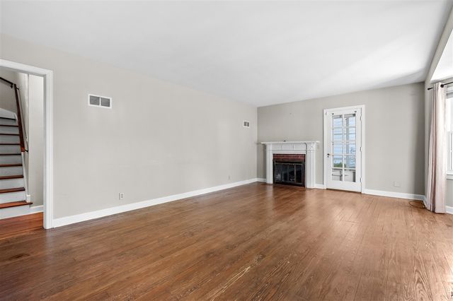 1307 Lakeway Avenue, Kalamazoo, MI 49001