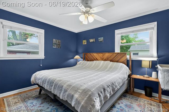 2432 Dallas Avenue, Royal Oak, MI 48067