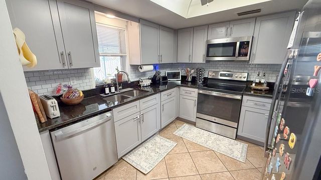 3127 DOLE STREET, Holiday, FL 34691