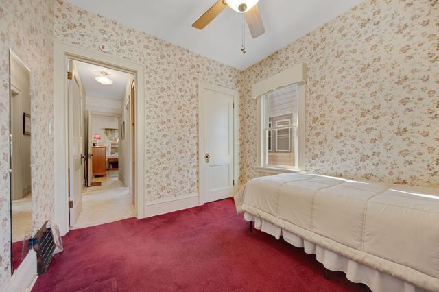 863 Clear Avenue, Saint Paul, MN 55106