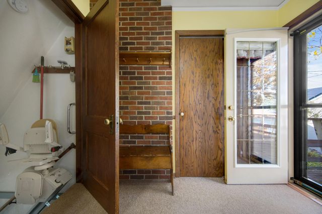 863 Clear Avenue, Saint Paul, MN 55106