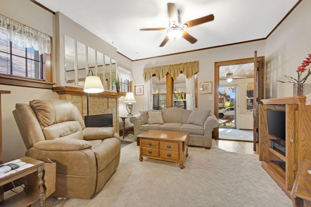 863 Clear Avenue, Saint Paul, MN 55106