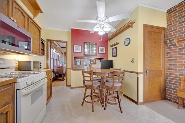 863 Clear Avenue, Saint Paul, MN 55106