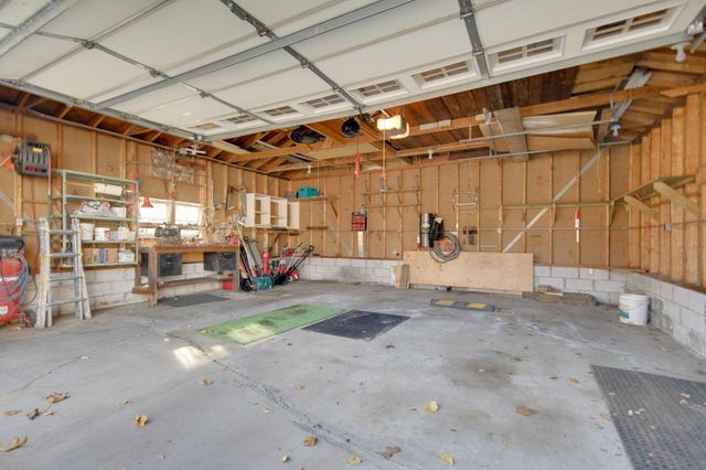 863 Clear Avenue, Saint Paul, MN 55106