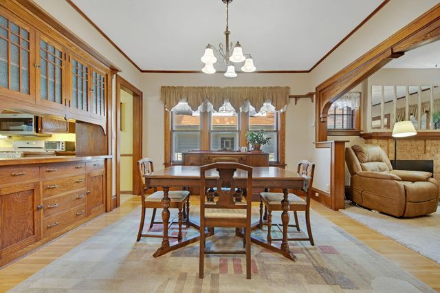 863 Clear Avenue, Saint Paul, MN 55106