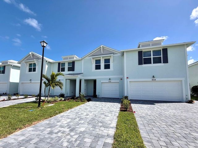 612 Salisbury Circle, Fort Pierce, FL 34982