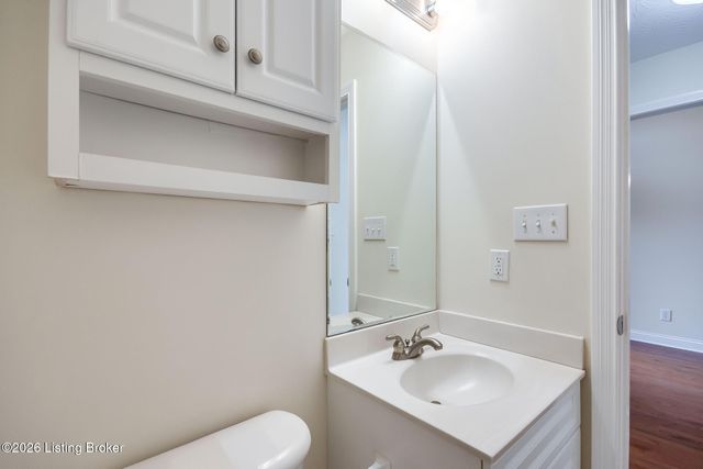 184 Grand Oak Blvd, Shepherdsville, KY 40165