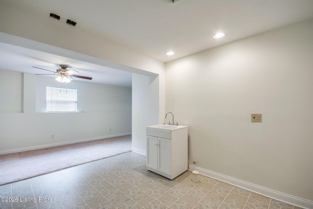 184 Grand Oak Blvd, Shepherdsville, KY 40165