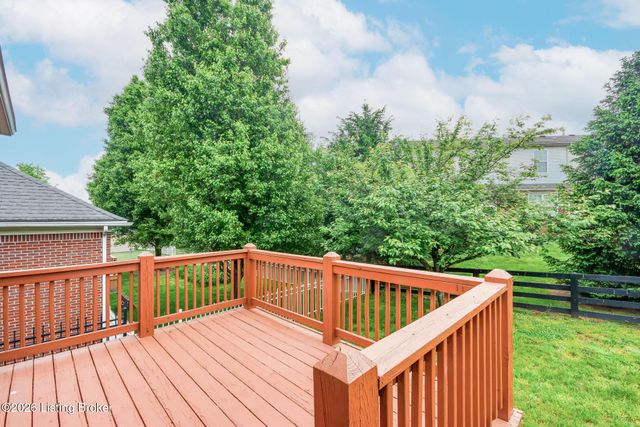 184 Grand Oak Blvd, Shepherdsville, KY 40165