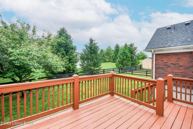 184 Grand Oak Blvd, Shepherdsville, KY 40165