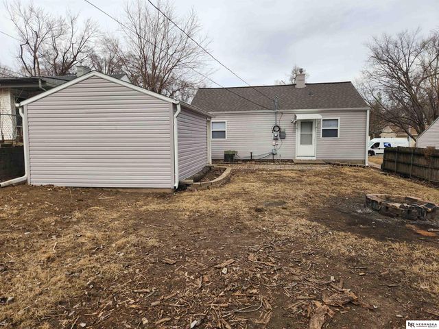 6779 Franklin Street, Omaha, NE 68104