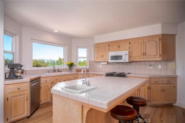 432 Emerald Bay, Arroyo Grande, CA 93420
