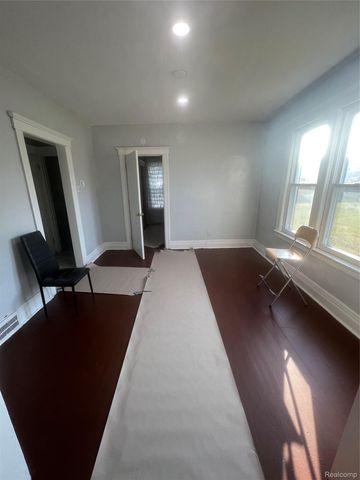 6147 SHERIDAN Street, Detroit, MI 48213