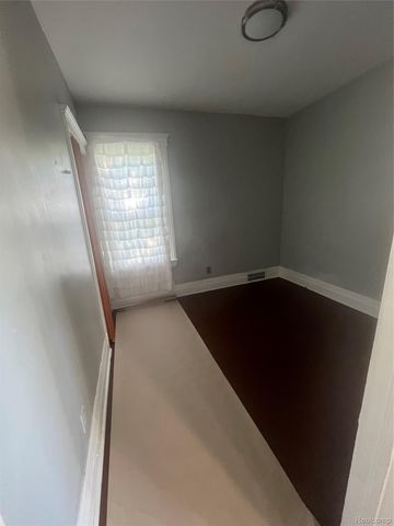 6147 SHERIDAN Street, Detroit, MI 48213