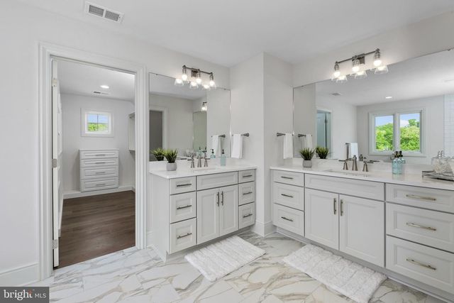 1737 Shadyside Rd, Downingtown, PA 19335