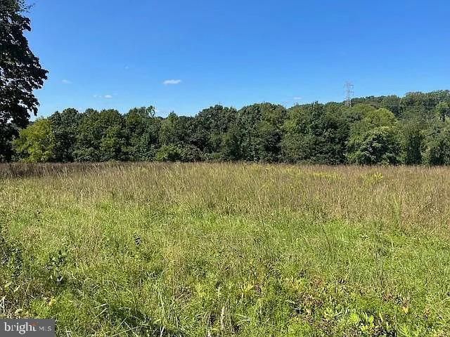1737 Shadyside Rd, Downingtown, PA 19335
